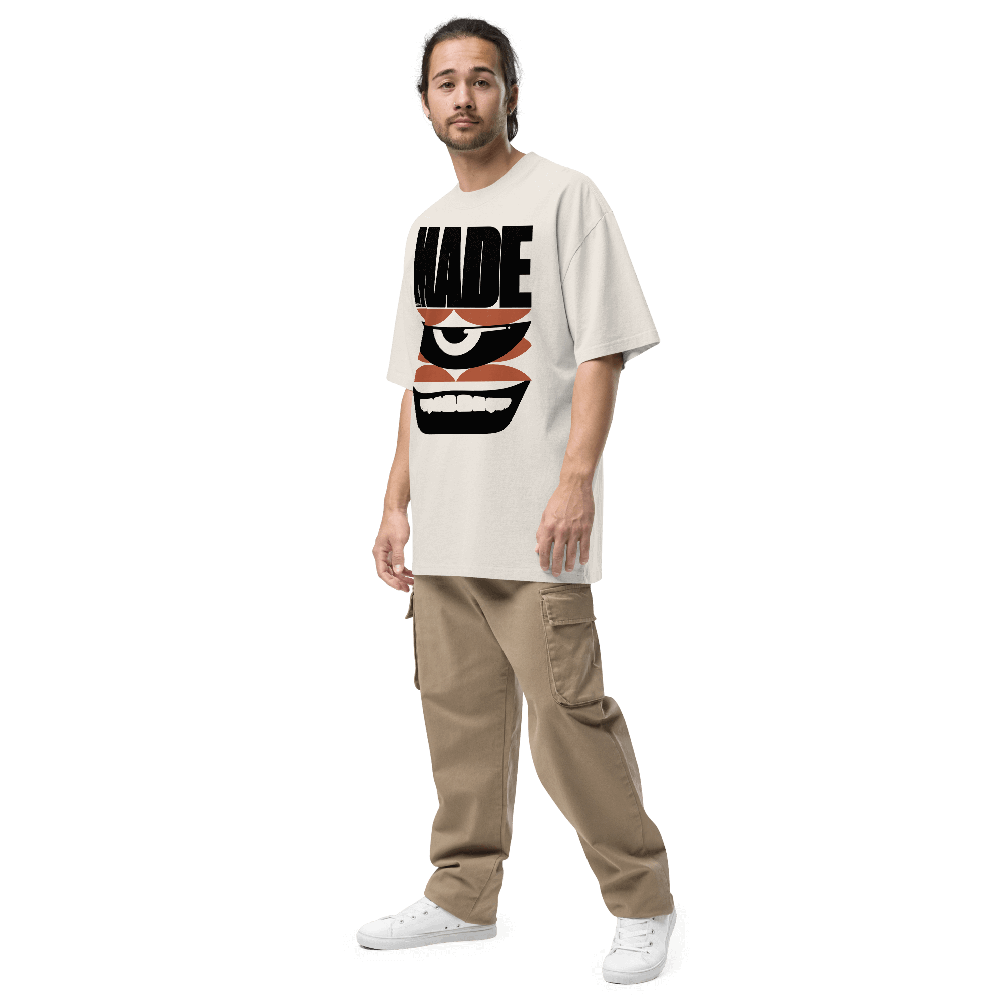 male model wearing tee